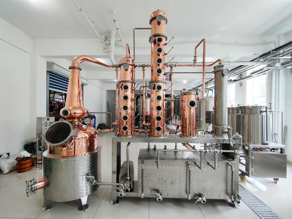 basic structure of whiskey distillery machine